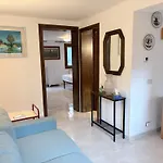 Mariana's By Venicescape Apartment